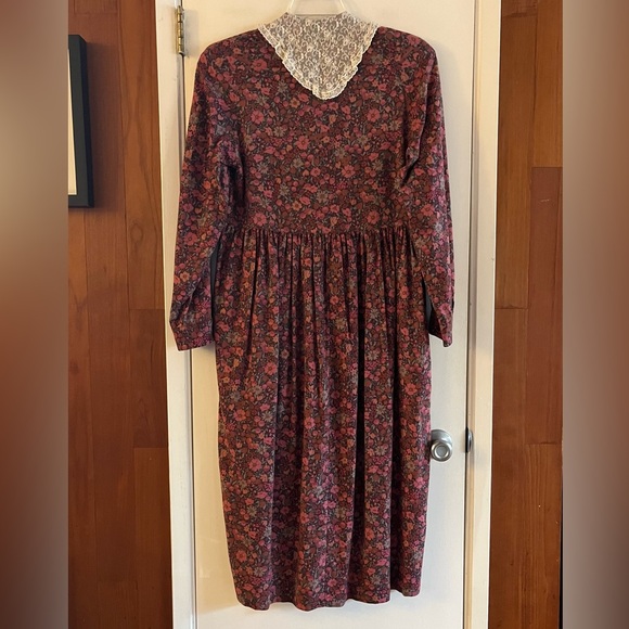 Laura Ashley Floral Vintage Midi Dress - Picture 2 of 11